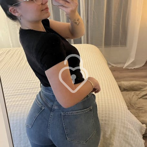 Mélanie, Independent TOP escort lady from Bordeaux