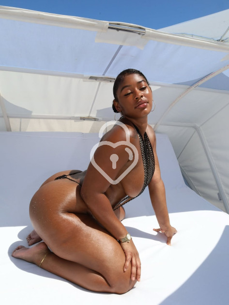 Oliver, Independent TOP escort lady from Dubai