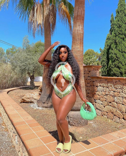 Diva, Independent TOP escort lady from Dubai